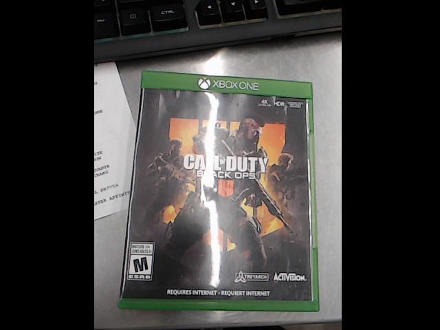 Jeu xbox one call of duty black ops 4