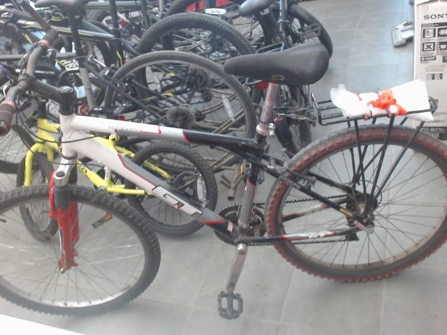 Velo 24' besoin d'entretiens