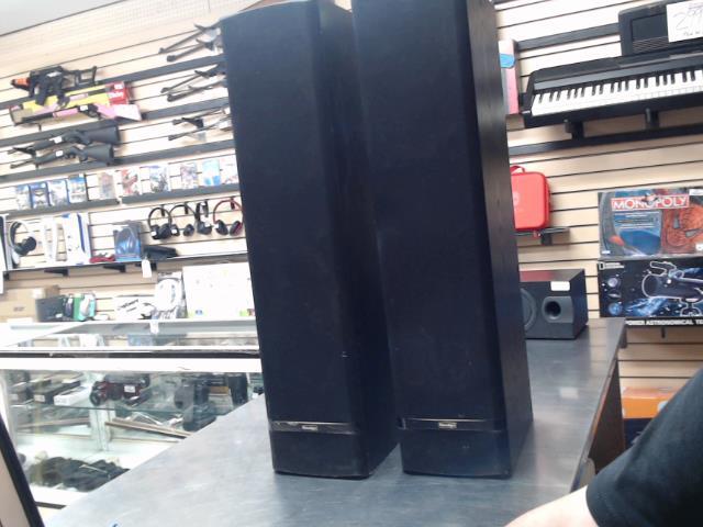 2 speakers