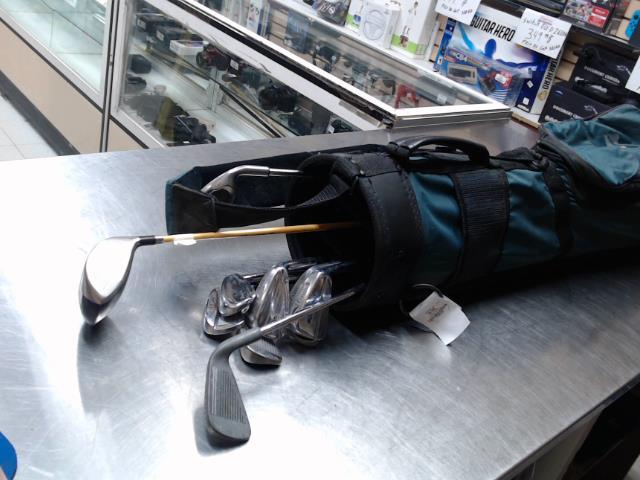 Sac de golf avec clubs