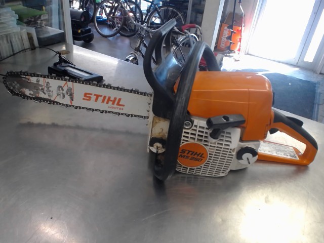 Chainsaw