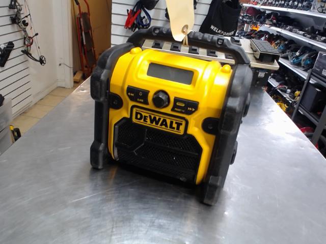 Radio dewalt + batt no charg