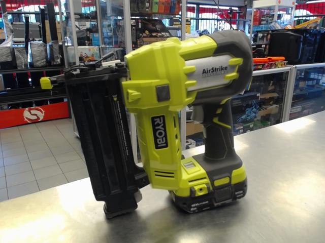 Cloueuse + batt 18v                   vf