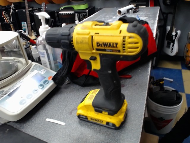 Drill dewalt