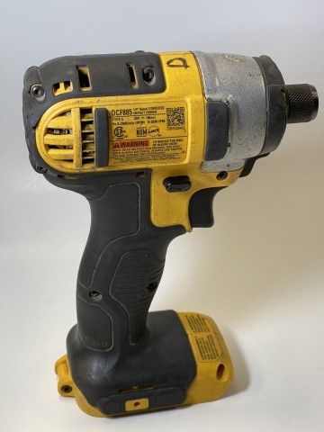 Impact used dewalt 20v (tool only)