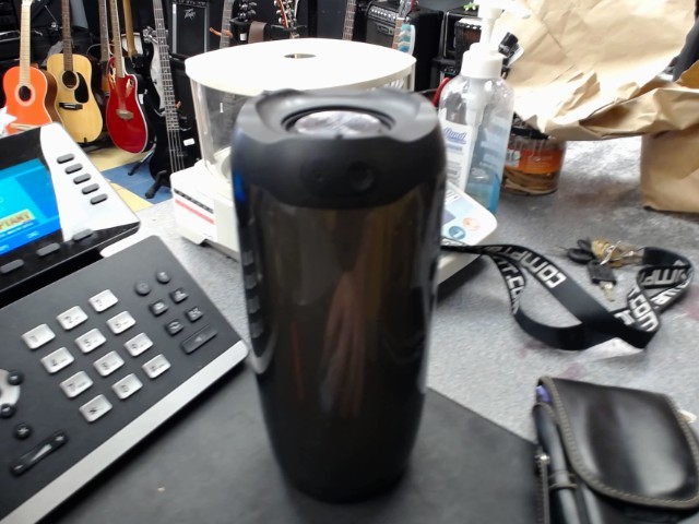 Speaker bluetooth