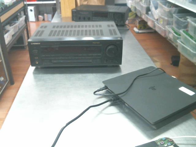 Amplificateur audio/video stereo rceiver