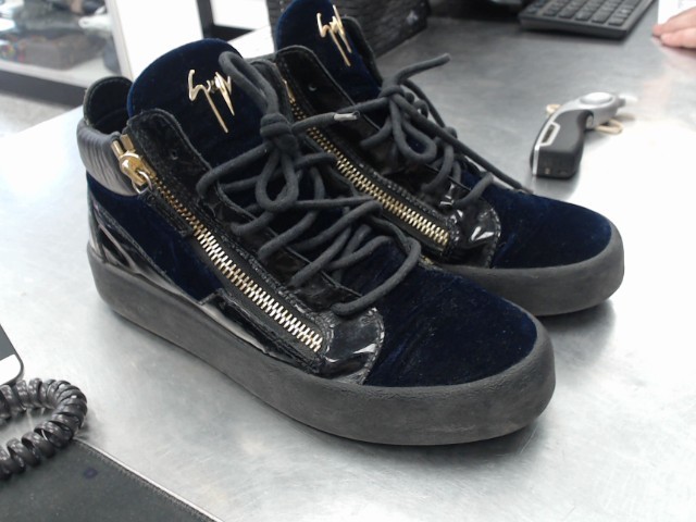 Guesepe velour cuir vernis millieu