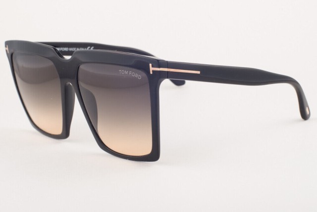 Lunette de solei pour femme tom ford