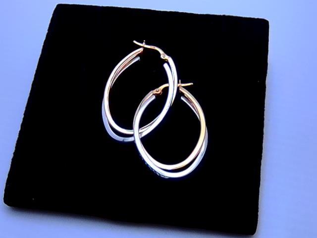 BOUCLES D OREILLES EN  OR 10KT NEW