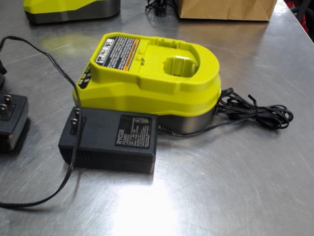 Chargeur ryobie