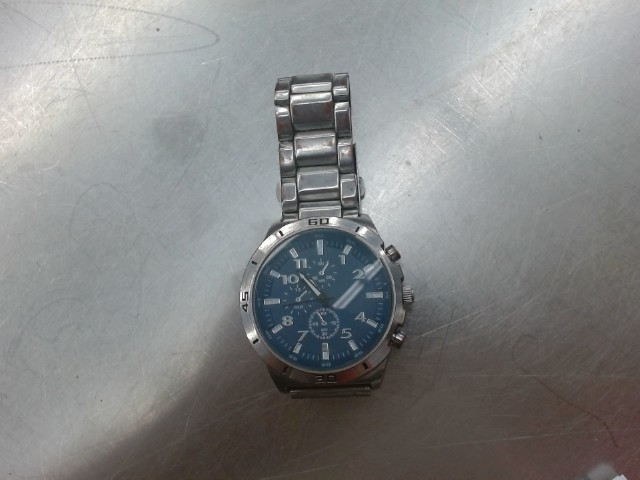 Montre a cadran bleu