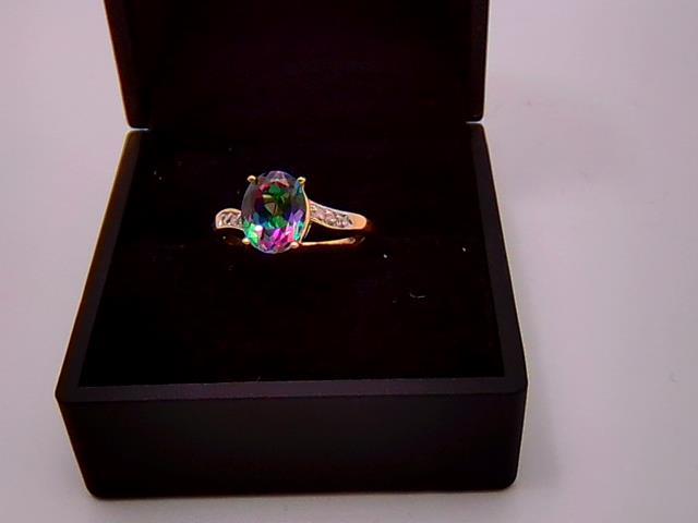 BAGUE EN OR 10KT AVEC DIAMANTS 