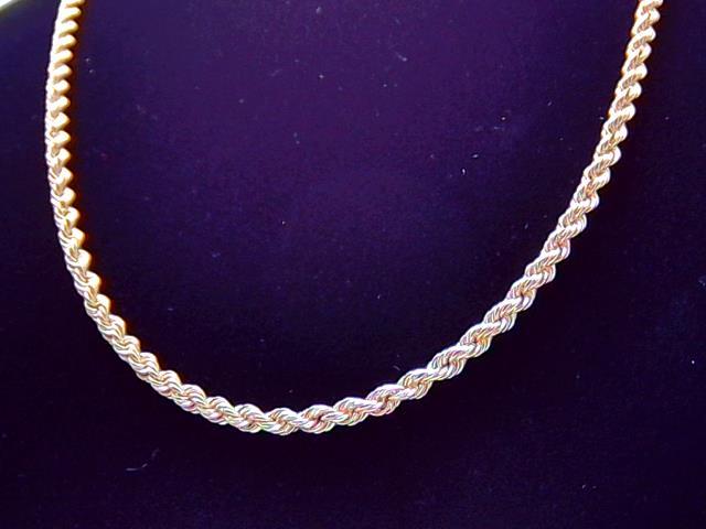 CHAINE TORSADE EN OR 10KT