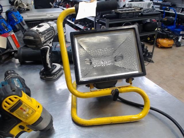 Lampe de chantier jaune
