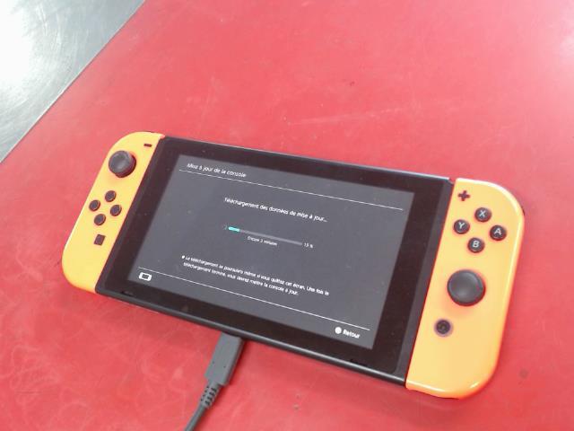 Console nintendo switch+chargeur+etui