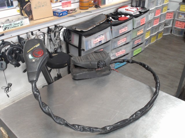 Moteur bateau electrique(70lbs)+pedale