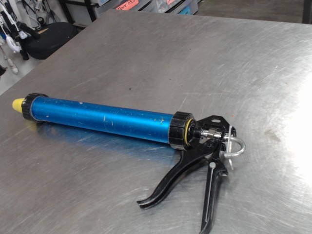 Gun caulking manuel