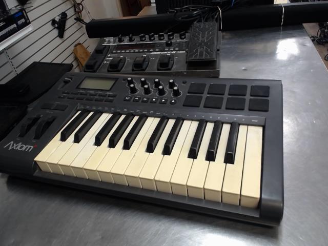 Axiom 25 key keyboard