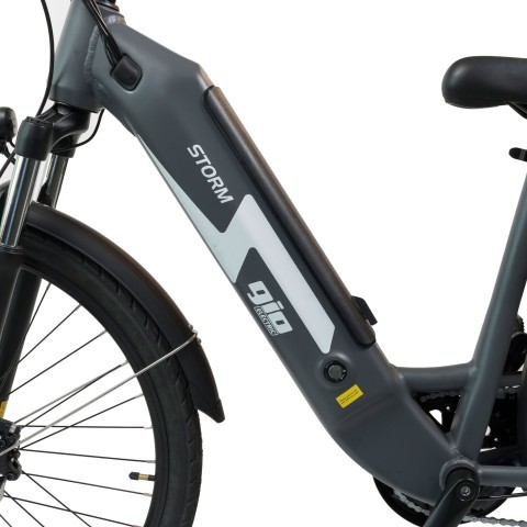 Gio storm electric bike + charger
