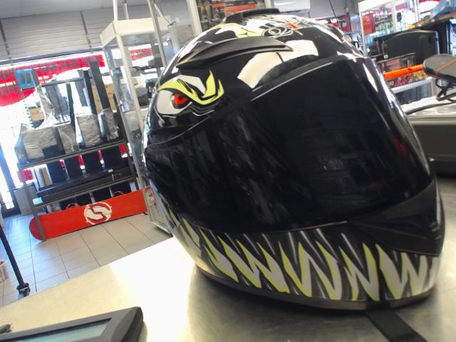 Motorcycle helmet size large