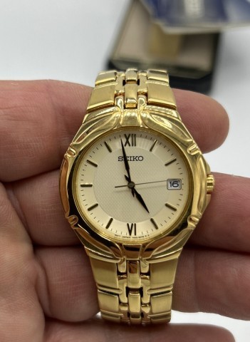 Montre seiko en or