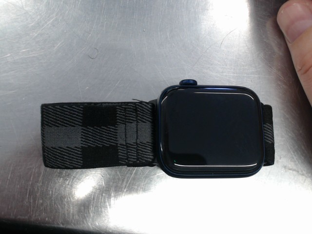 Apple watch serie 6 bleu sans chargeur