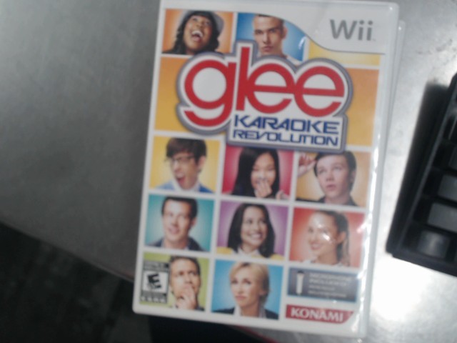 Jeux de wii glee karaoke revolution