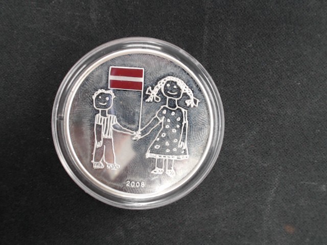 Silver coin latvian in case ounce