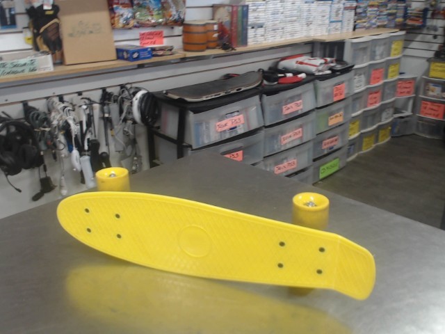 Skate style penny