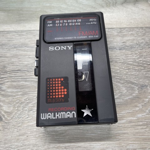 Magnetophone vintage fm/am cassette