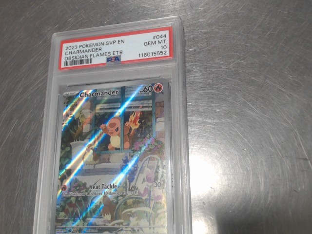 Carte charmander obsidian flames grad.10