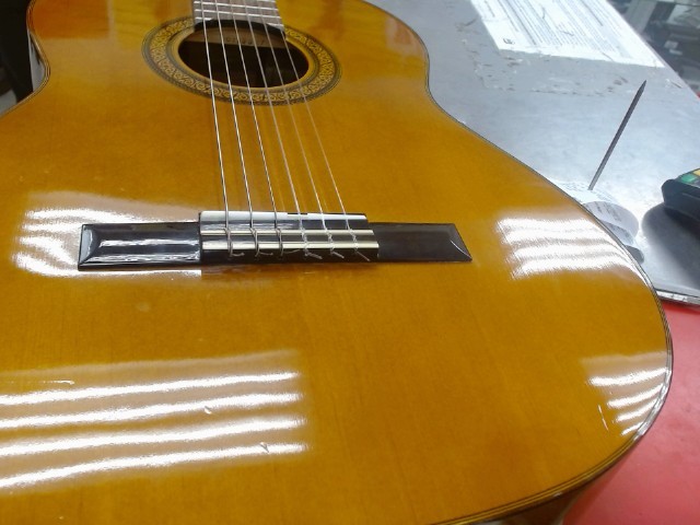 Guitare classique caisse