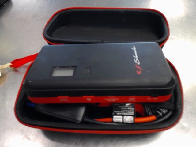 Chargeur batterie schumacher dans etuit