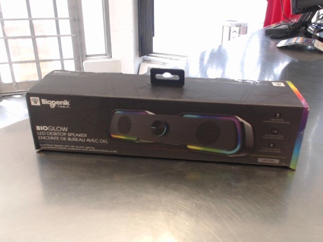Led desktop speaker