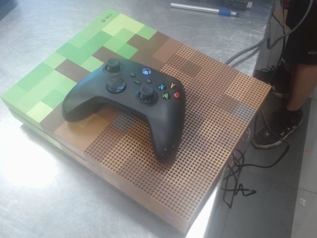 Console+man+fil minecraft edition