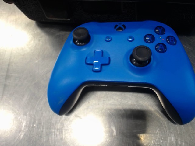 2 manette bleu 1 manque cap batt