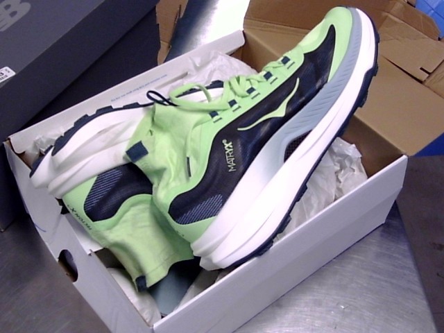 Chaussure de sport green
