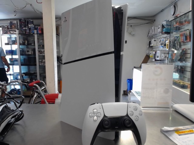 Console ps5 slim disc avec accessoires
