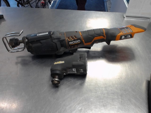 Multi-tool ridgid avec extra attachment