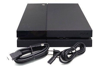 Ps4 console avec une  man