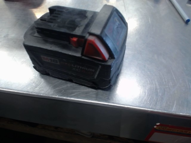 Batterie lithium milwaukee 4.0 ah