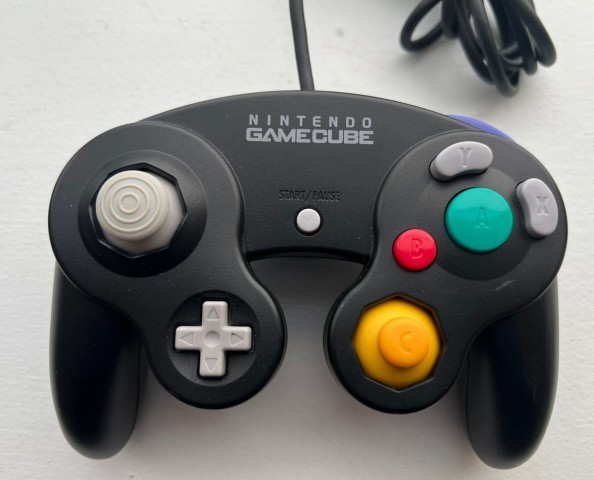 Black gamecube controller