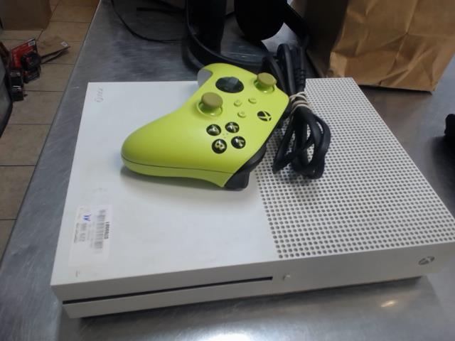 Xbox one s + man + fil 500gb