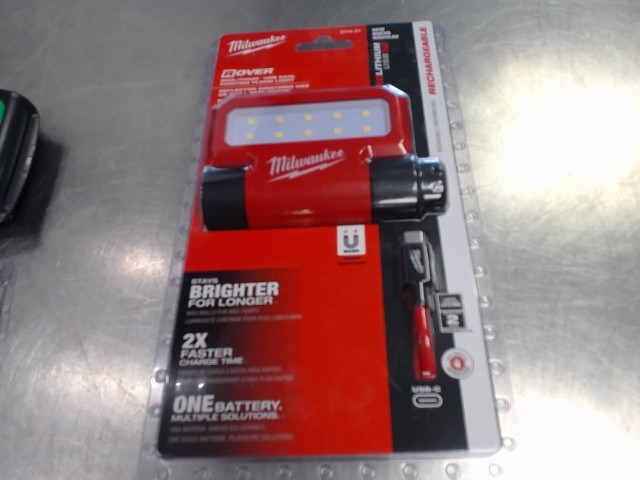 Flood light milwaukee red lithium new