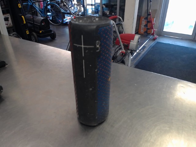 Speaker bluetooth
