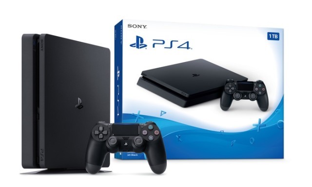 Playstation 4 slim avec manette et fils