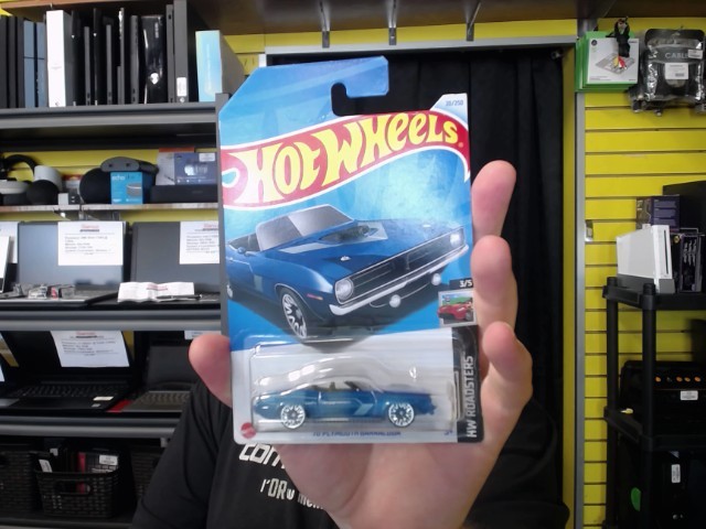 Hotwheels 70 plymouth barracuda