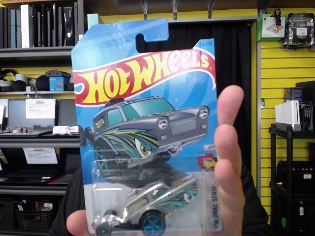 Hotwheels hw poppa wheelie