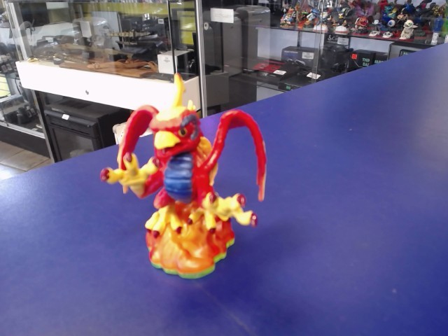Skylanders: sunburn fire phoenix dragon